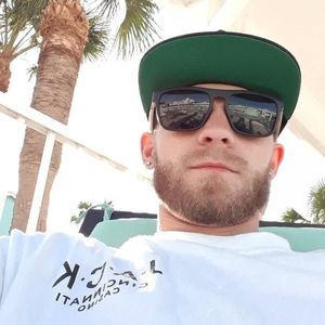 Meet your Posher, Steven